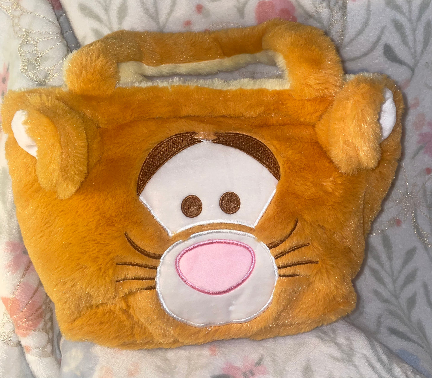 Winnie the Pooh and Tigger reversible purse 
