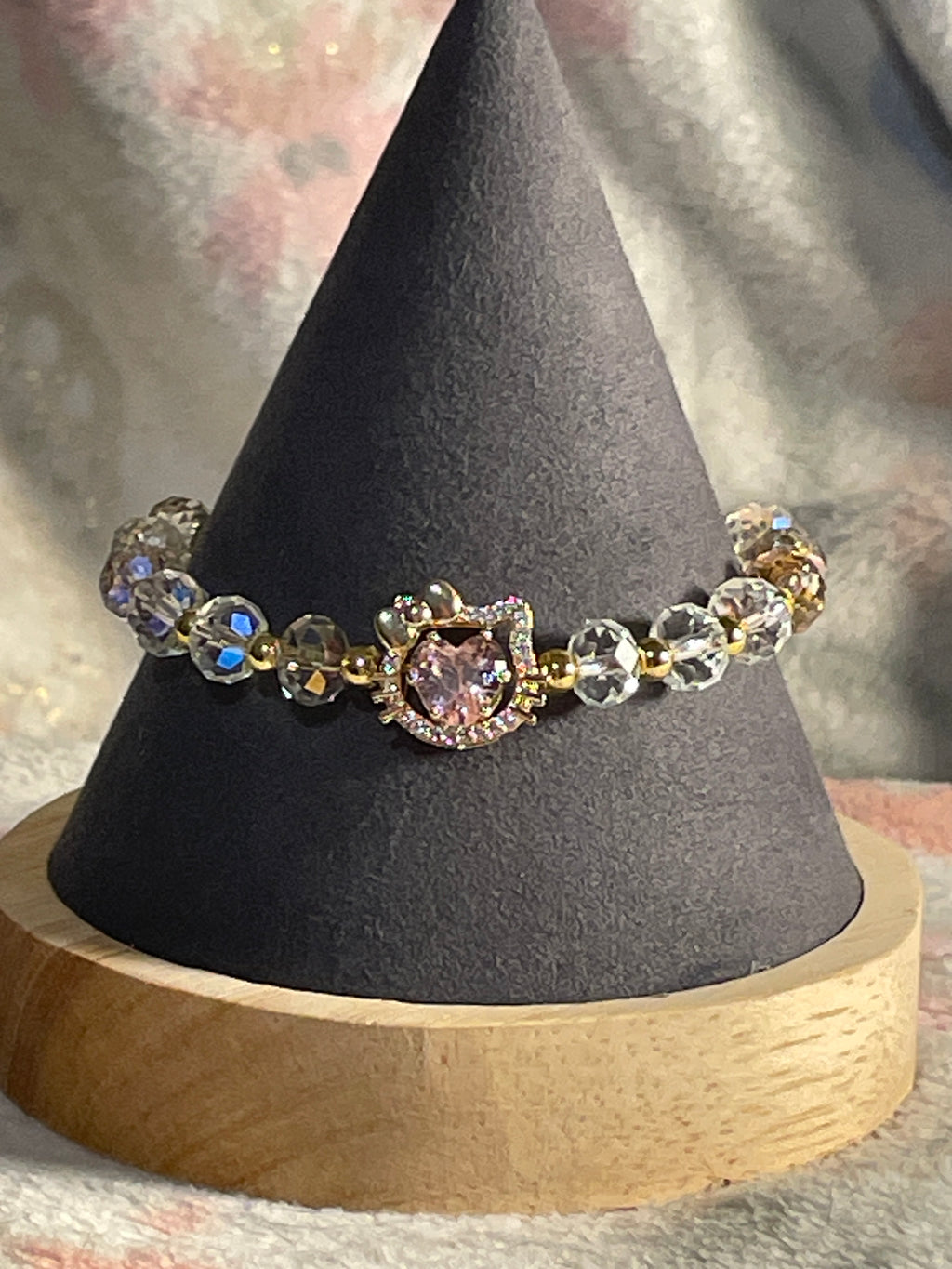 Pink/clear Kitty Bracelet