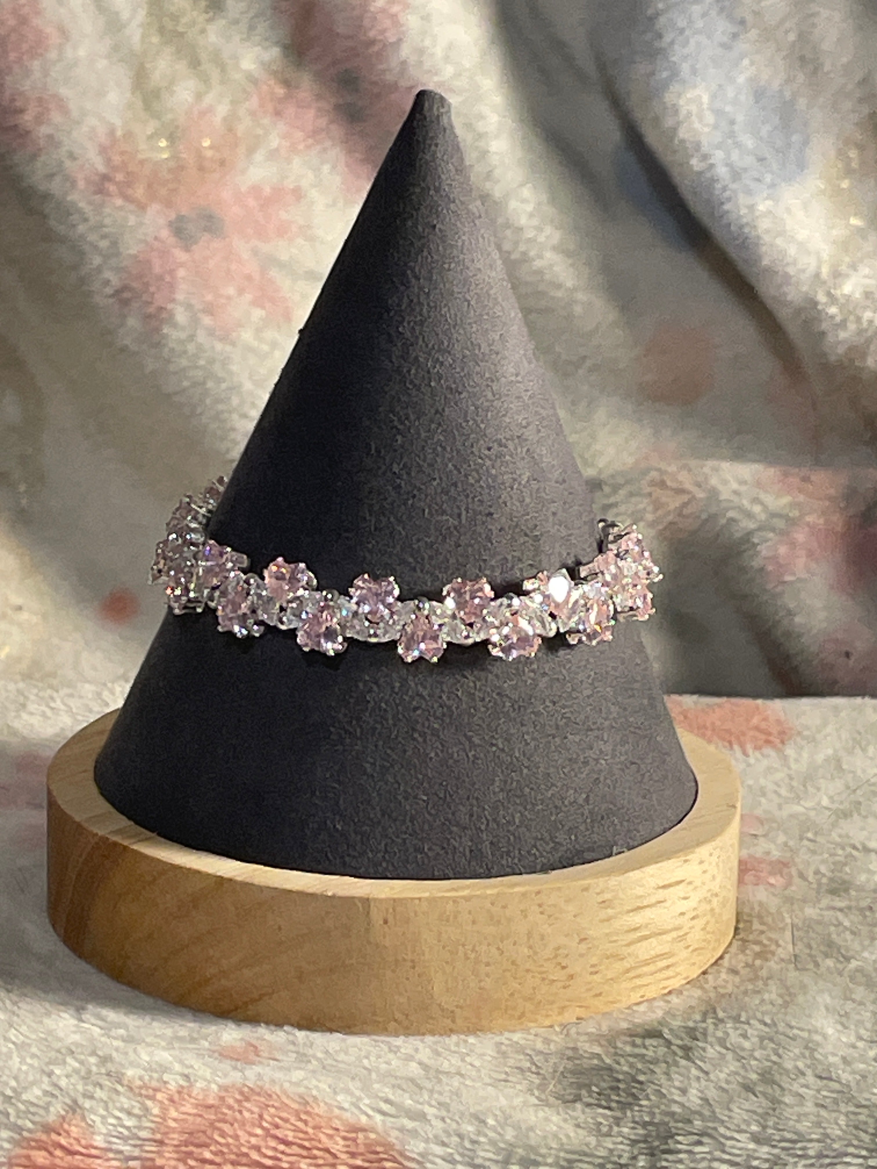 Lite Pink Heart Bracelet