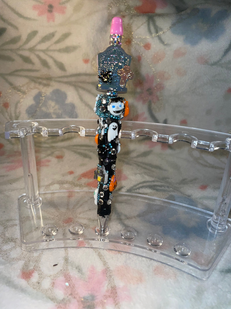 Halloween pen