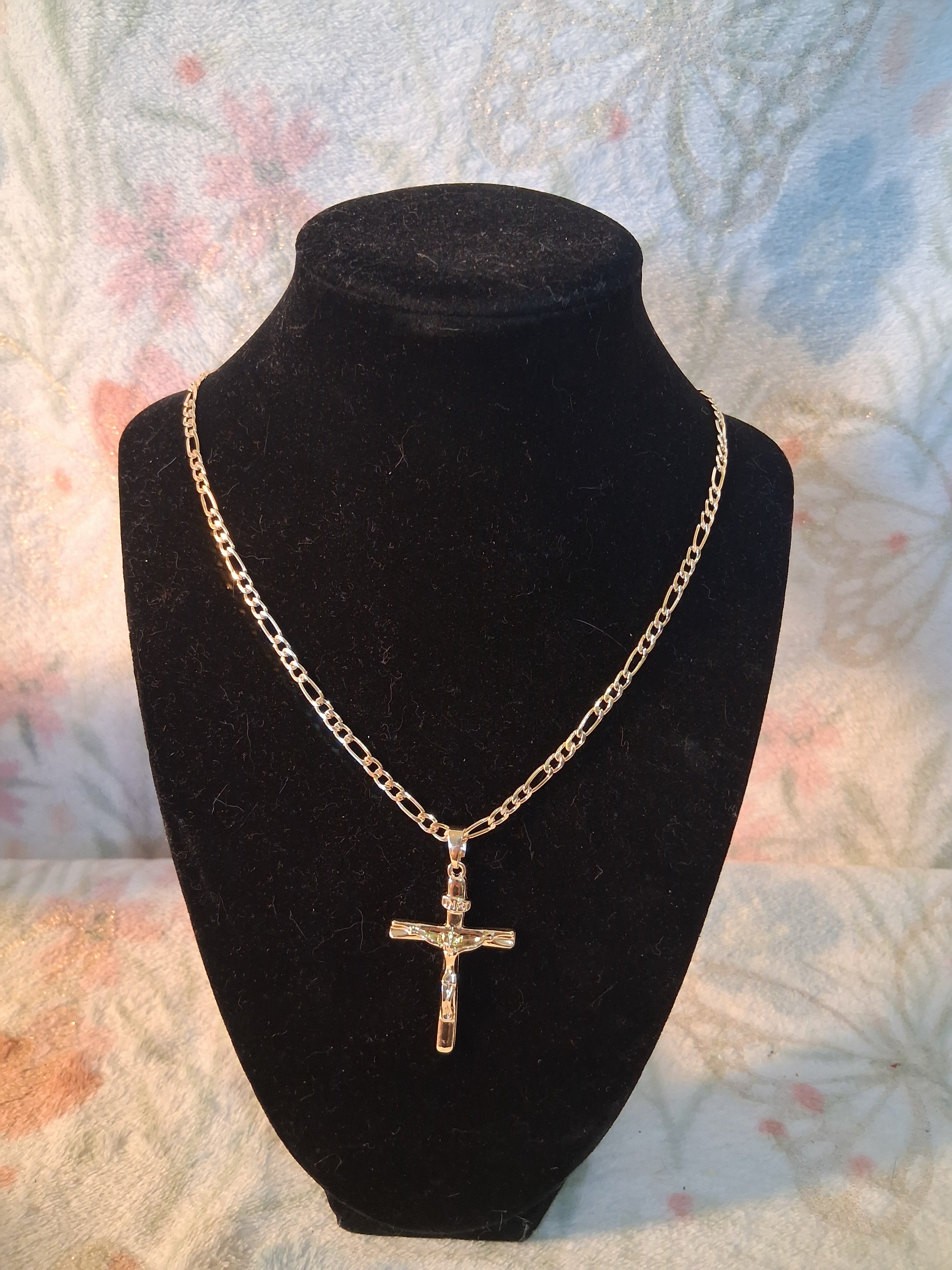 14K Gold Crucifix with Jesus.